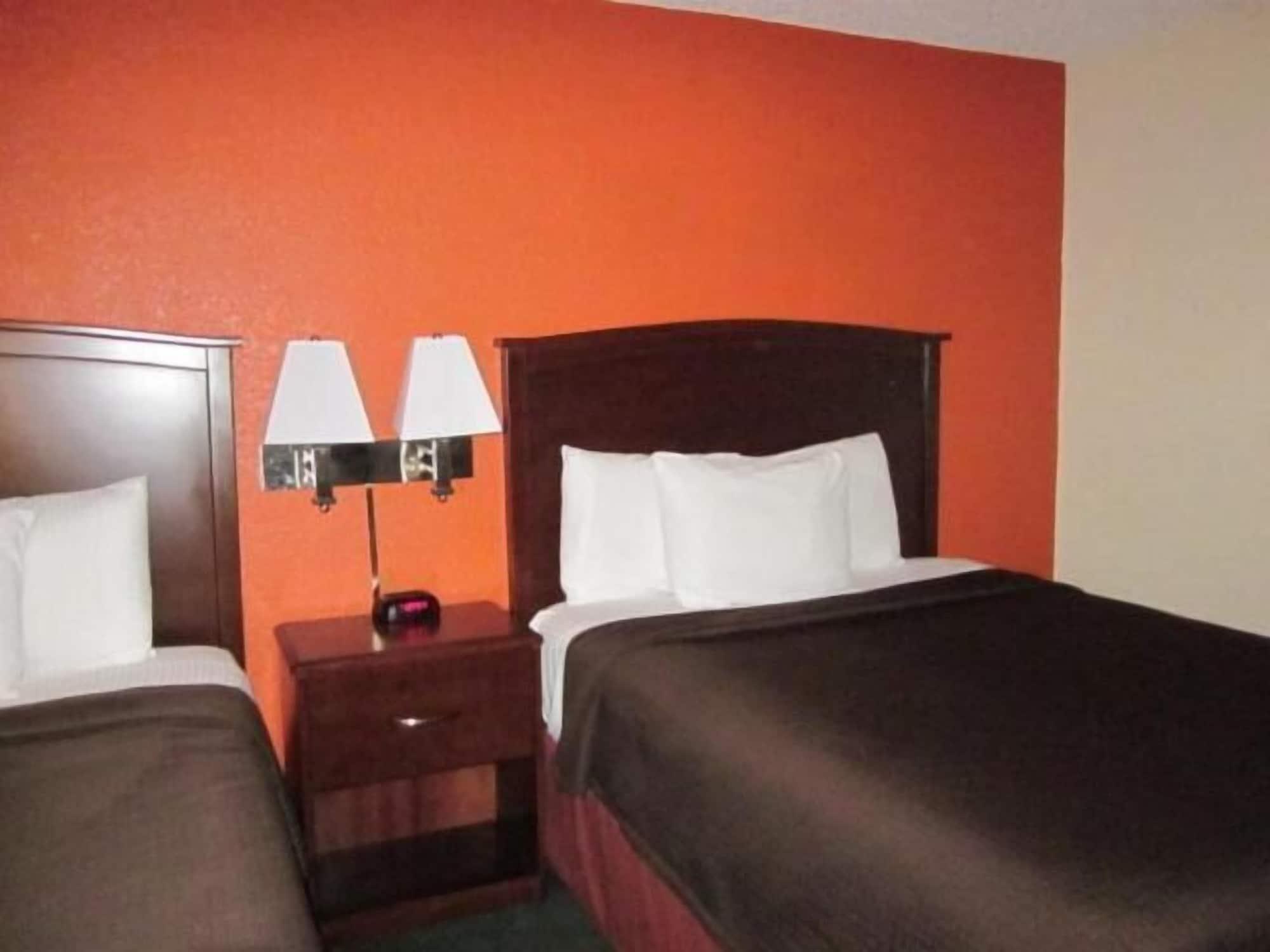 Americinn By Wyndham Plymouth Buitenkant foto
