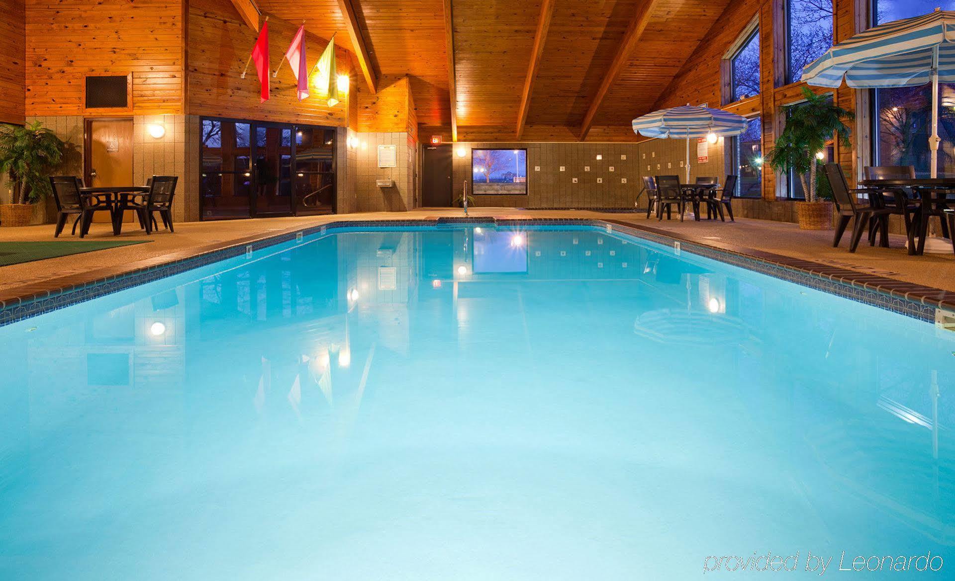 Americinn By Wyndham Plymouth Buitenkant foto